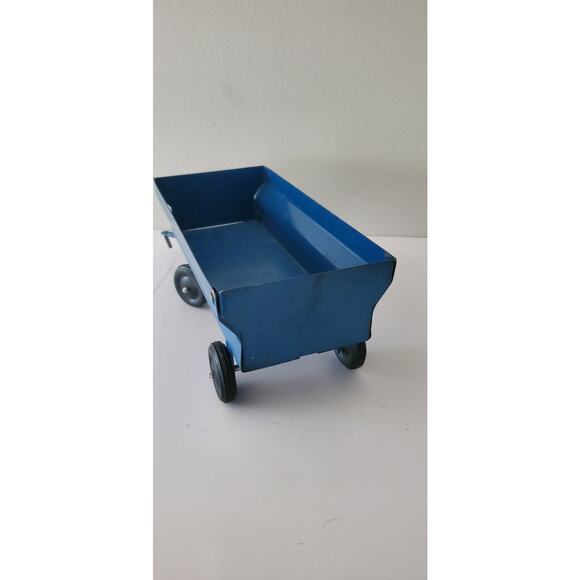 Ertl Blue Ford Flare Box Wagon 1/16 - Picture 3 of 3